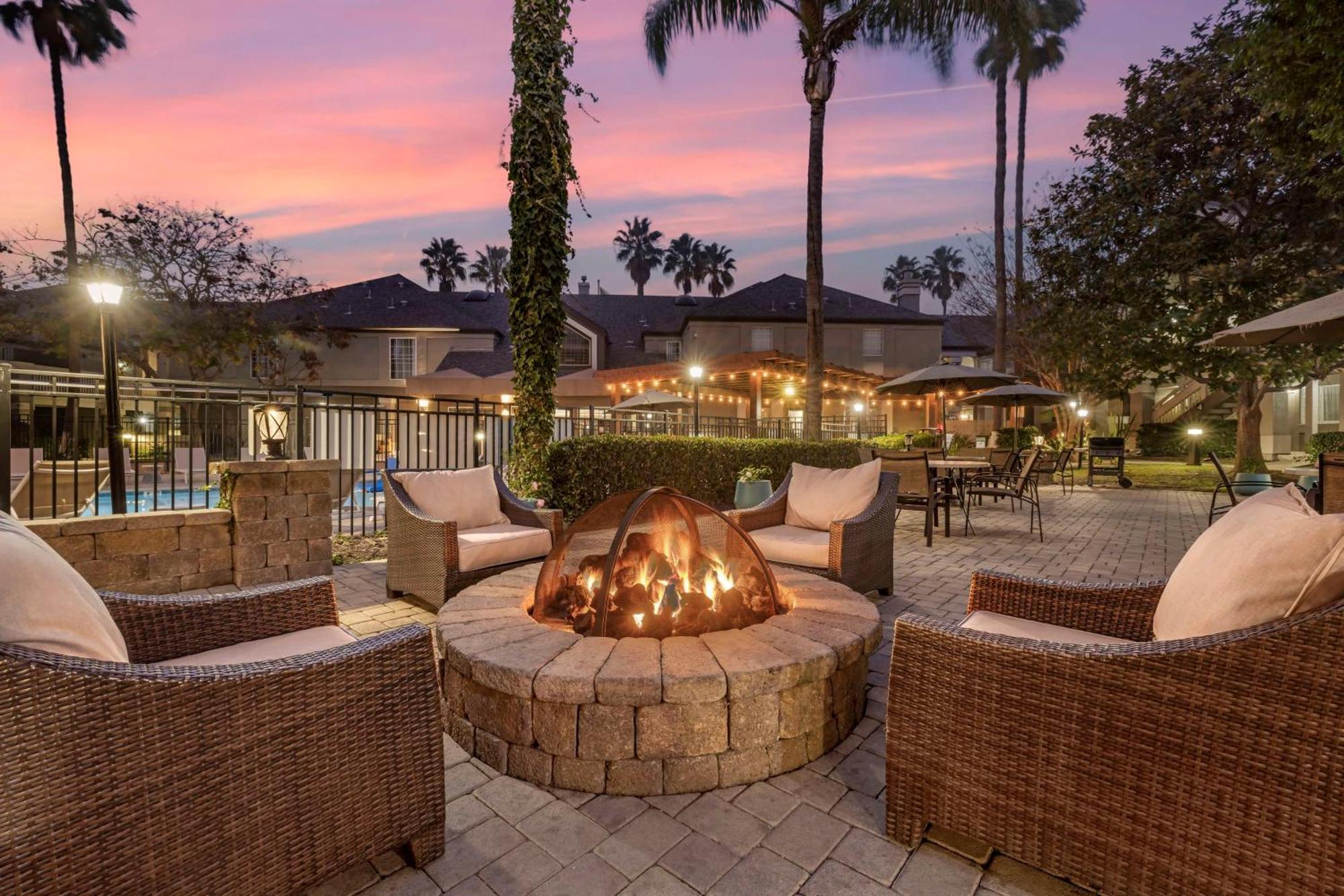 Sonesta Es Suites Torrance Redondo Beach Exterior photo
